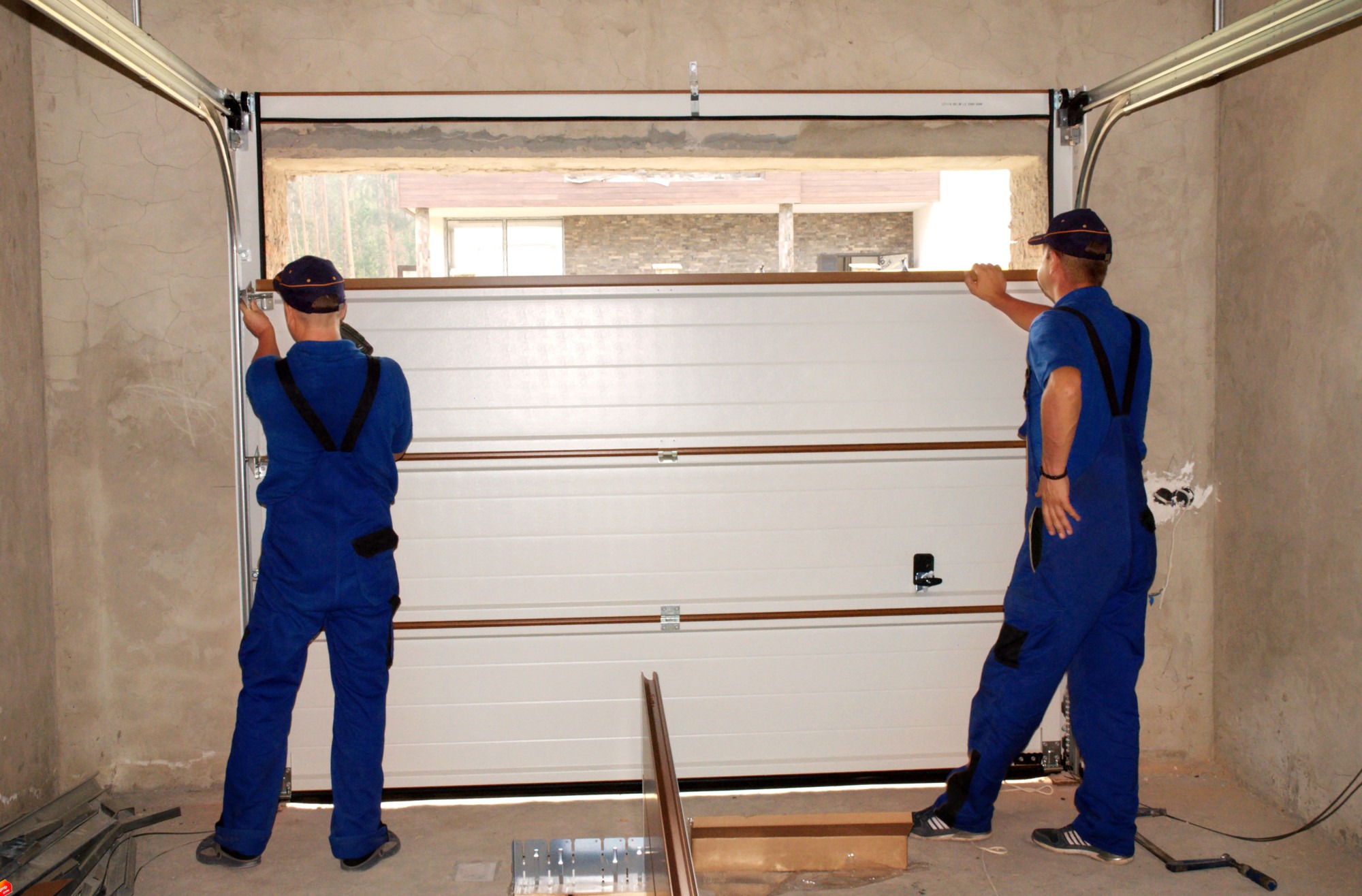 Apex Garage Door Replacement Services in Playa Del Rey, CA
